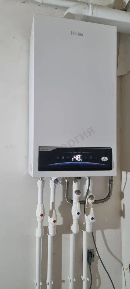 Установка котла Haier Space Slim, обвязка